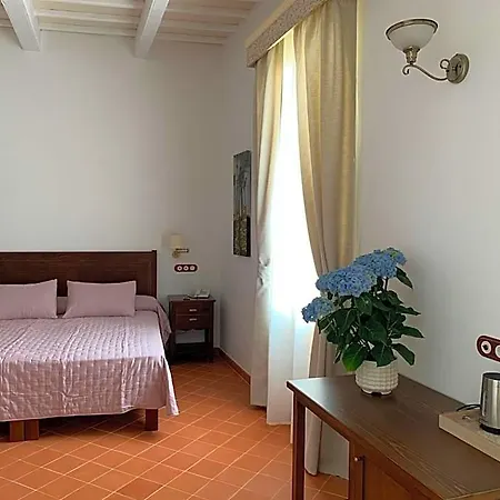 Отель Seranova Luxury - Adults Only 4*