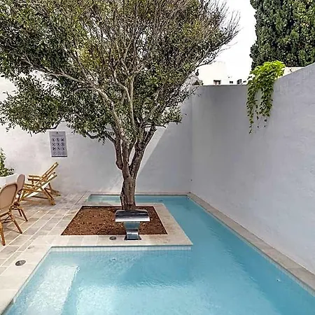 Seranova Luxury - Adults Only
