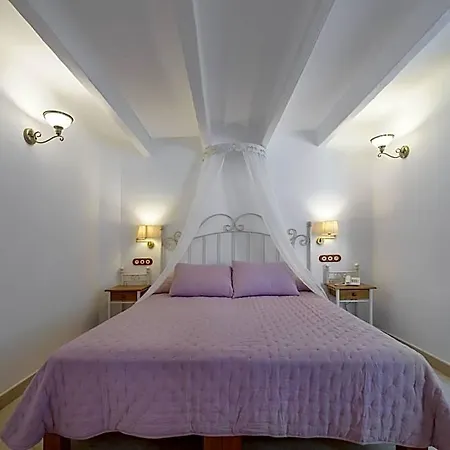 Отель Seranova Luxury - Adults Only 4*